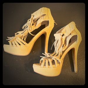 Zigi Soho heels- brand new!